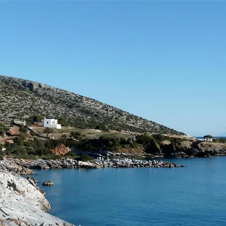 Traditional Stone-built Azalas Moutsoúna