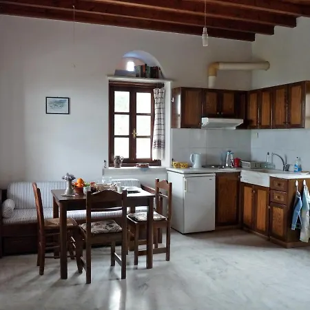 Apartment Traditional Stone-built Azalas *